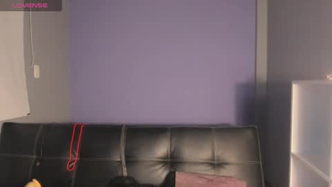 My name is magic axa grahamDont forget to follow me IG online show from December 26, 10:20 pm