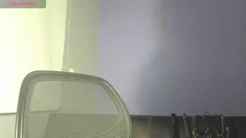 My name is magic axa grahamDont forget to follow me IG online show from December 5, 9:06 pm