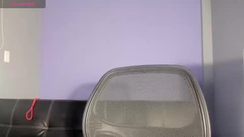 My name is magic axa grahamDont forget to follow me IG online show from December 19, 8:02 pm