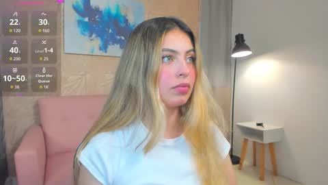 Fer online show from November 12, 9:24 pm