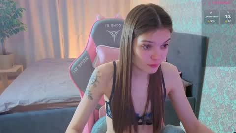 Merry online show from April 14, 2:00 am