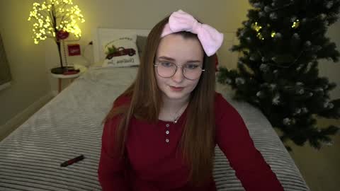 Emily online show from December 9, 2:17 pm