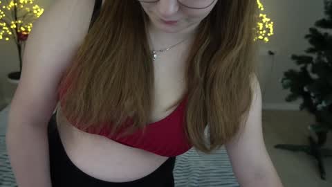 Emily online show from December 26, 2:16 pm