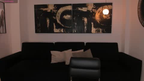  Maia  online show from January 9, 6:45 pm