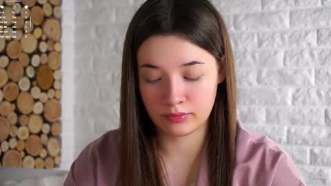 Lucy online show from November 22, 2:25 am