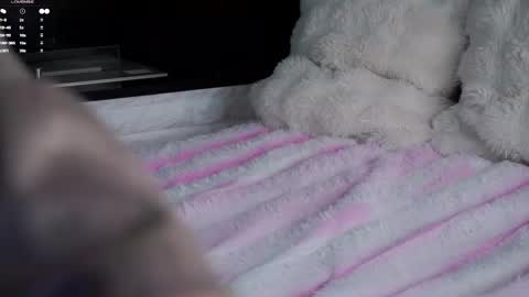 Lucy online show from February 4, 6:49 am