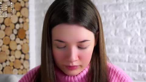 Lucy online show from November 20, 2:12 am