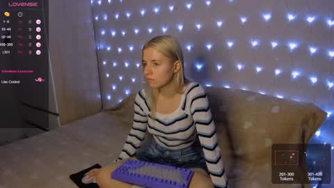 Your kitty online show from January 24, 3:45 pm