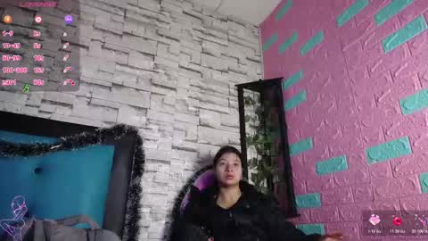  MAILY CAN  online show from December 16, 12:44 pm