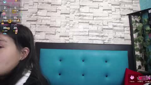  MAILY CAN  online show from October 21, 12:53 pm