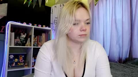 Karen online show from February 20, 2:40 pm