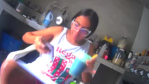 maite2020 online show from December 23, 12:52 pm