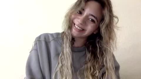 majo_gomezz online show from April 11, 2:06 am