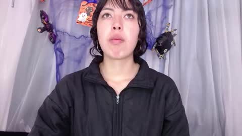 malejacs01 online show from October 15, 11:46 am