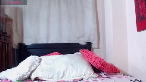 Malory  online show from April 15, 3:29 am