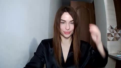 MandiBrooks online show from December 23, 8:07 am