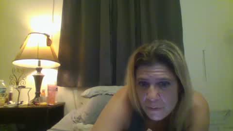 mindy22 online show from October 12, 7:00 am