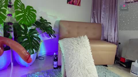 mandy_l33_ online show from January 8, 11:52 pm