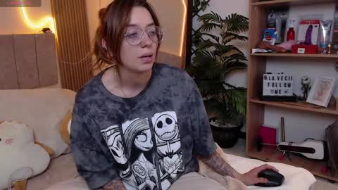 Danny online show from April 13, 8:04 am