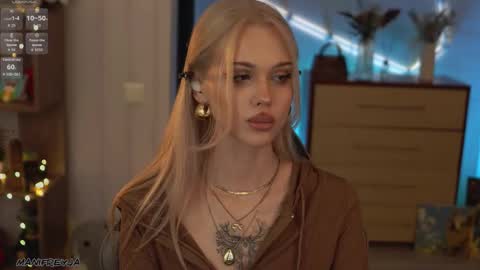 Amelie online show from March 26, 12:57 am