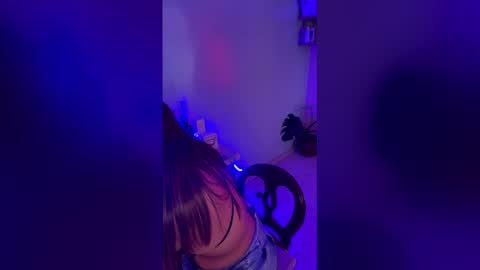 Manuela Love20 online show from May 1, 4:54 pm