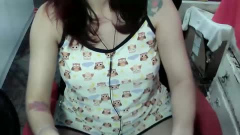 Manu Escarlate online show from March 25, 5:54 am