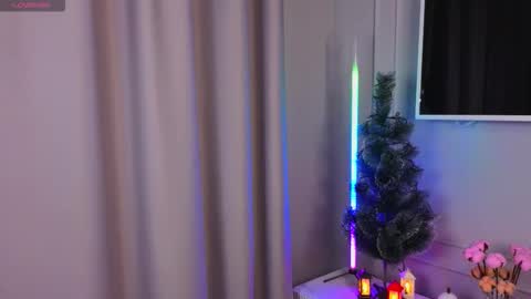 Mary online show from December 21, 4:11 pm