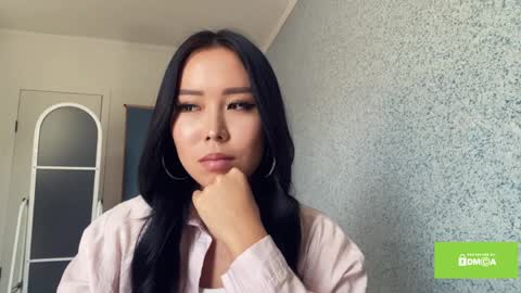 Lu online show from April 6, 6:03 am