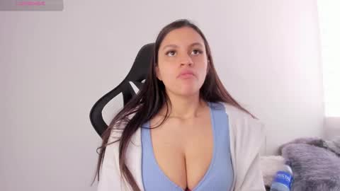 Maria online show from October 17, 4:43 pm