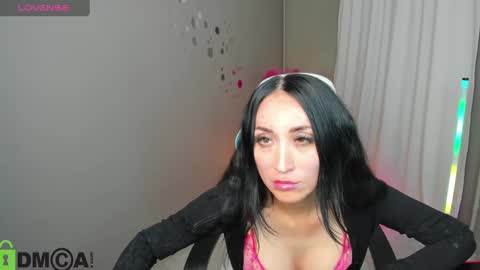 Margaret Clark online show from December 17, 11:28 am