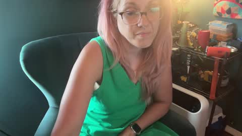 Elle online show from October 8, 9:08 pm