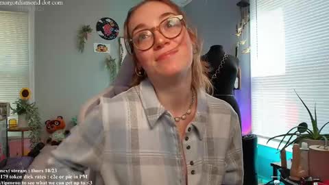   online show from October 20, 3:04 pm