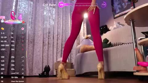 Mari Moonbunny online show from October 15, 2:30 pm