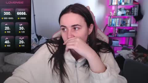 mari moore online show from April 17, 7:54 am