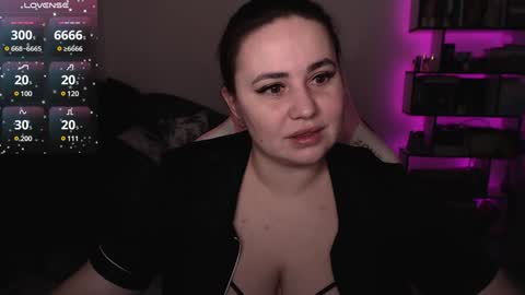 mari moore online show from January 23, 5:56 am