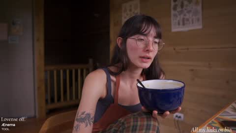 Alfonsina online show from February 8, 8:10 pm