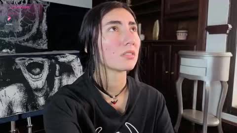 Maria online show from October 9, 8:02 pm