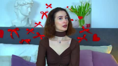 MariaMenson online show from March 7, 8:00 pm