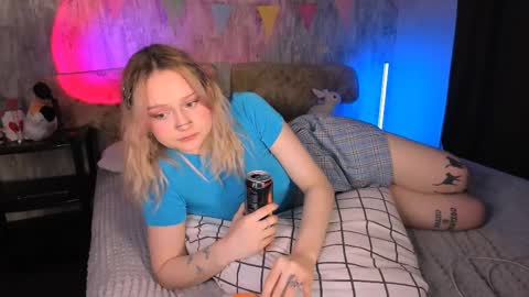 Maria online show from March 10, 6:23 pm