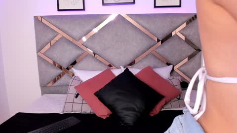 Marian online show from February 2, 2:38 am