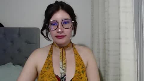 Mariana online show from January 29, 1:48 am