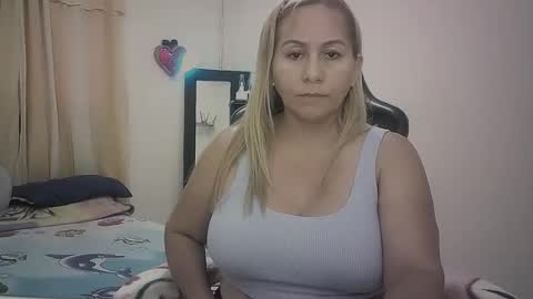 mariana995649 online show from July 14, 2:55 pm