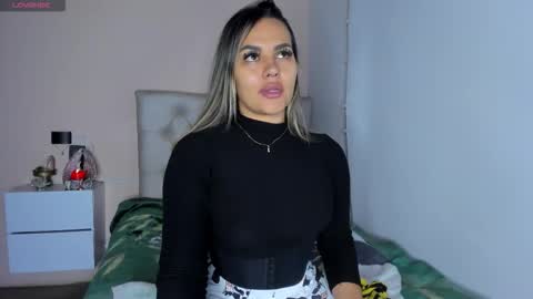 Mariana Roe online show from January 6, 12:25 am