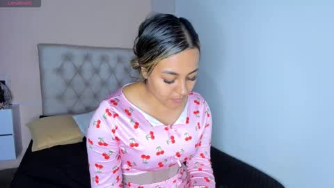 Mariana Roe online show from November 6, 4:29 am