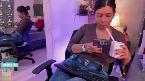 Mar y online show from January 13, 2:10 pm