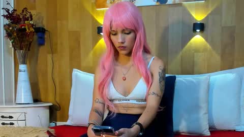 Mariana Angel online show from December 17, 7:07 pm