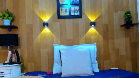 Mariana Angel online show from February 6, 6:56 pm