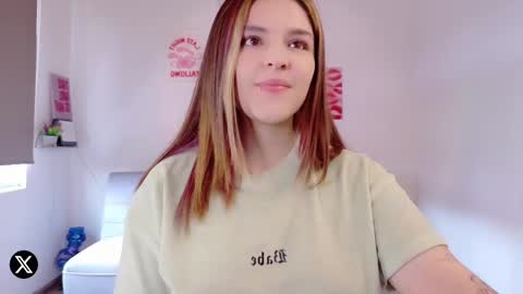 mariangeel_ online show from October 15, 3:25 pm