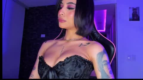 M A R I A N E online show from March 14, 6:47 am