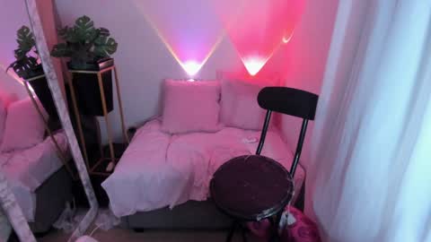 marianne online show from April 5, 12:20 am